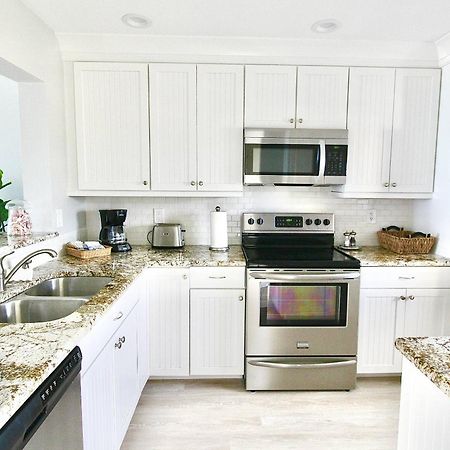 Ocean Breeze Condo Jensen Beach Eksteriør bilde