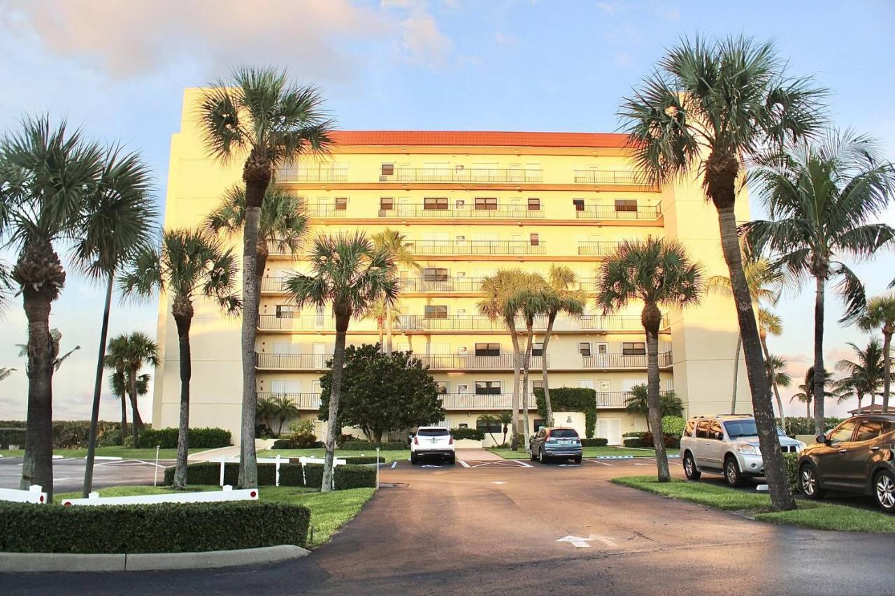 Ocean Breeze Condo Jensen Beach Eksteriør bilde